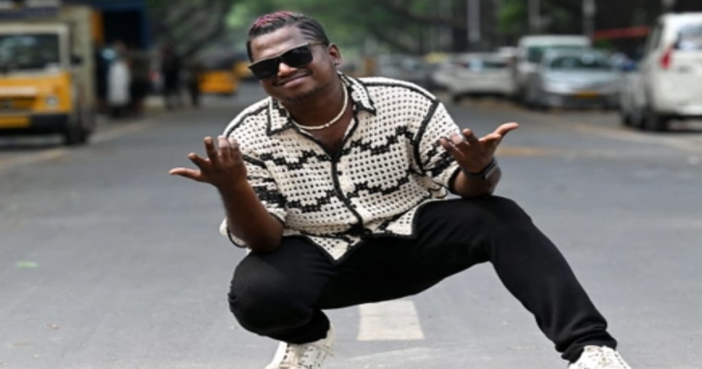 வள்ளியம்மா பேராண்டி: இசையமைப்பாளராக அவதாரம் எடுத்த அறிவு Therukural Arivu